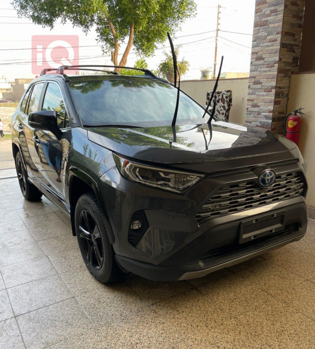 تويوتا راف 4